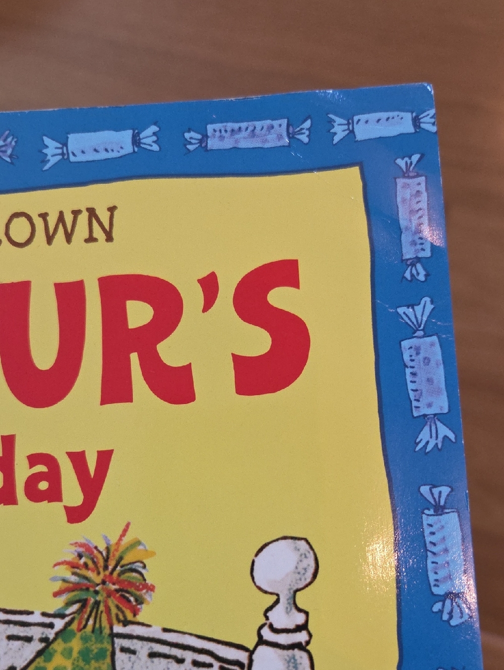 Arthur's Book Bundle - Picture 2 of 2